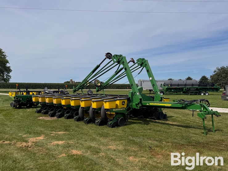 2003-john-deere-1770-image-3