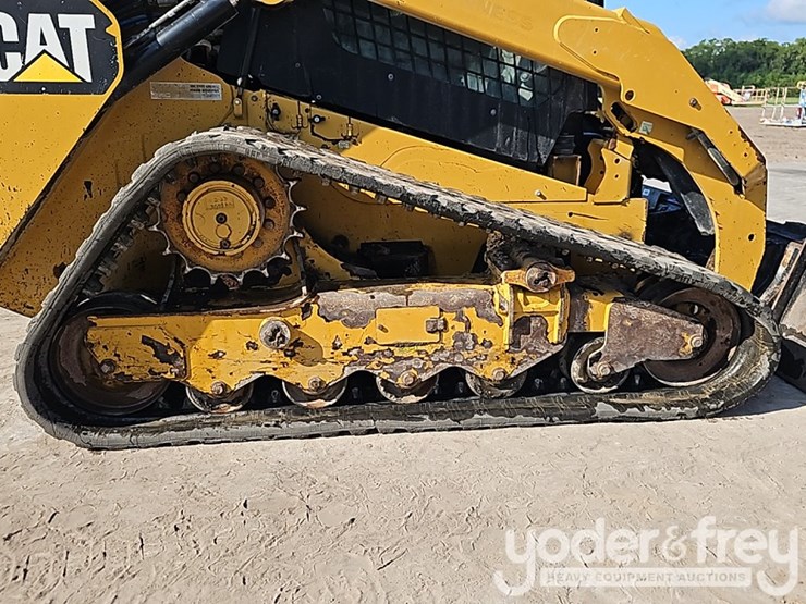 2019-caterpillar-299d2-image-8
