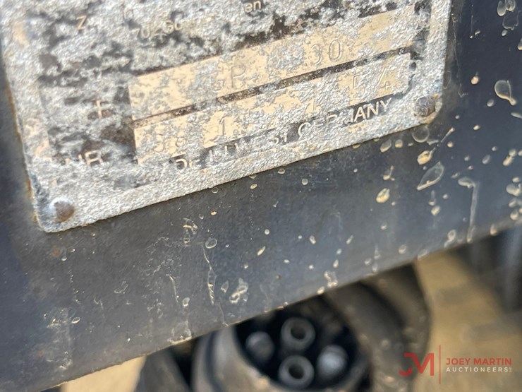 deutz-allis-round-baler-image-19
