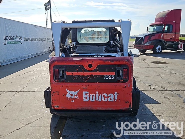 2017-bobcat-t595-image-23