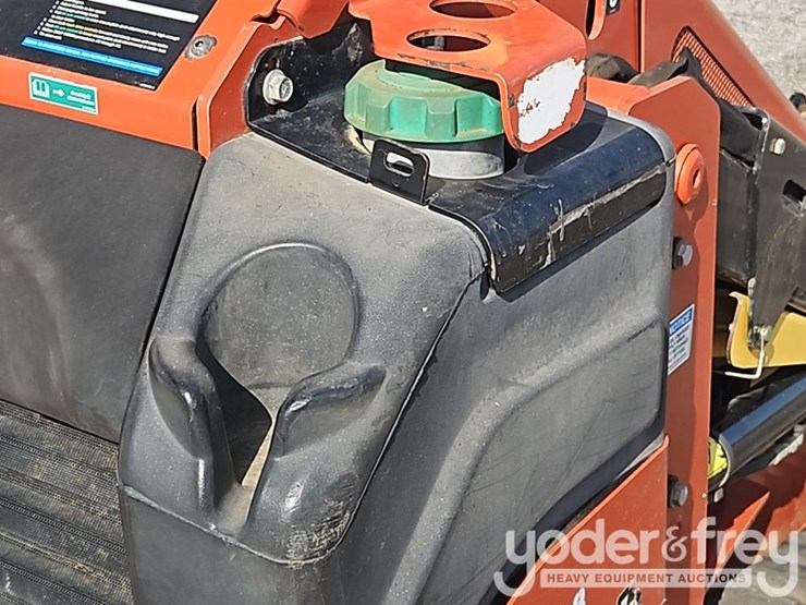 2021-ditch-witch-sk1050-image-27