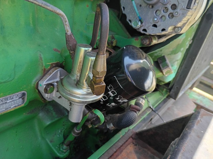 john-deere-2940-image-22