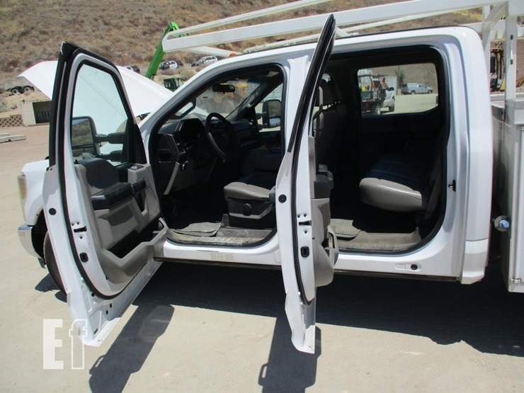 2018-ford-f350-image-12