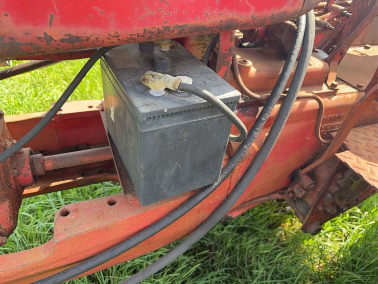 massey-ferguson-44-image-49
