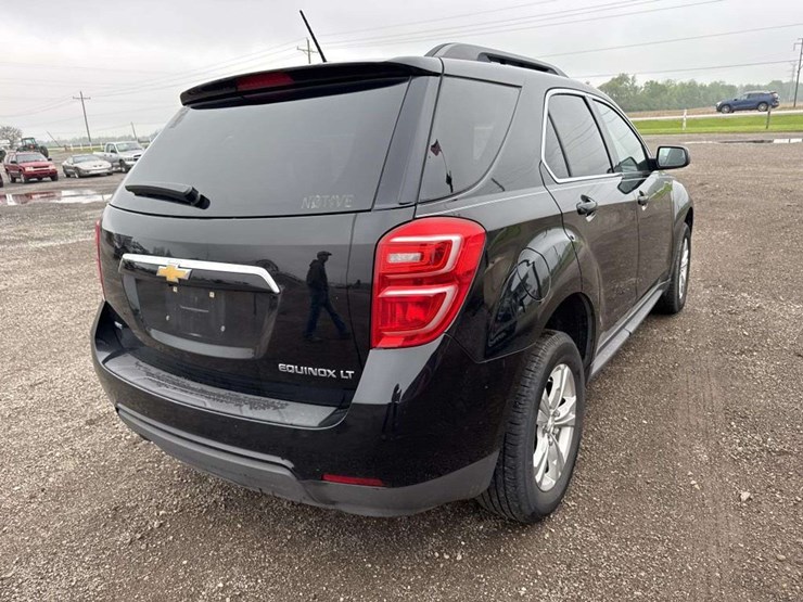 2016-chevrolet-equinox-image-3