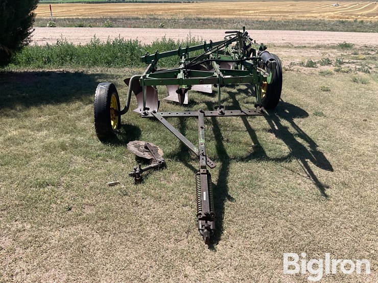 john-deere-5-image-2