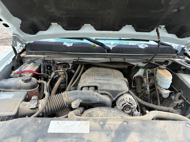 2009-chevrolet-2500-image-9
