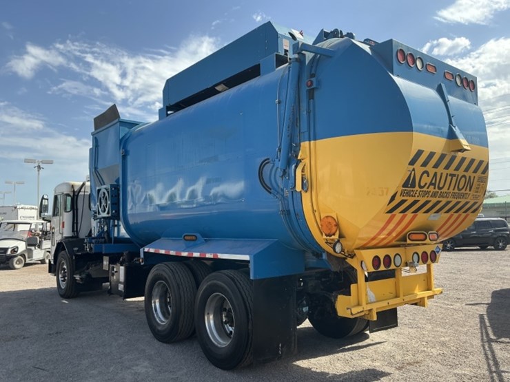 2018-peterbilt-520-image-4