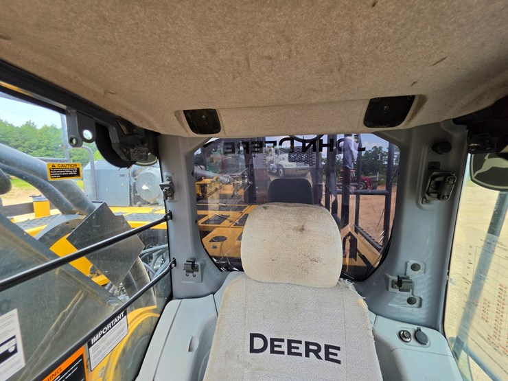 2018-deere-470g-lc-image-36