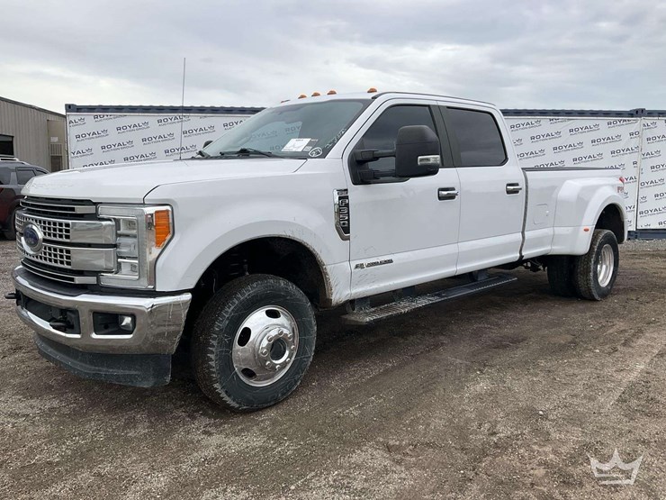 2017-ford-f350-image-1