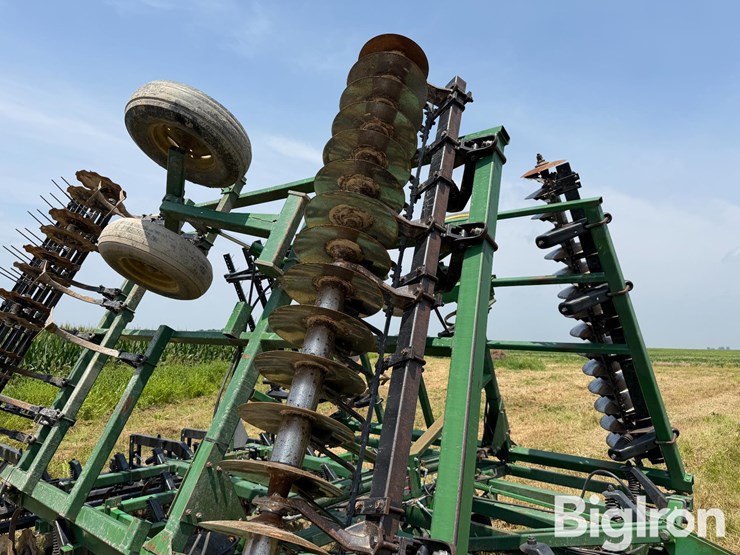 john-deere-724-image-16