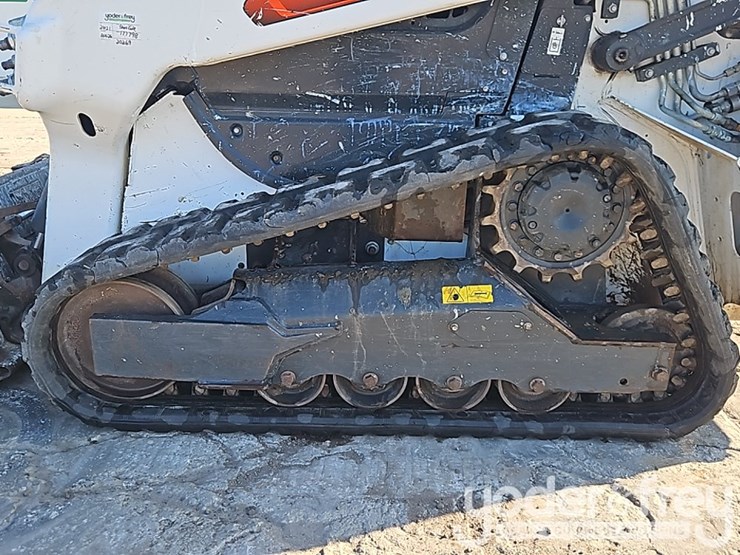 2024-bobcat-t64-image-18