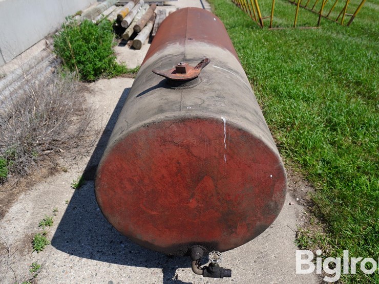 250-gal-fuel-tank-image-2