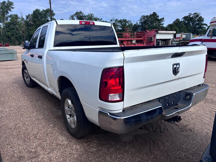 2015-dodge-ram-1500-image-4