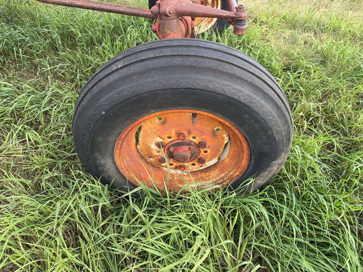 farmall-340-row-crop-image-20