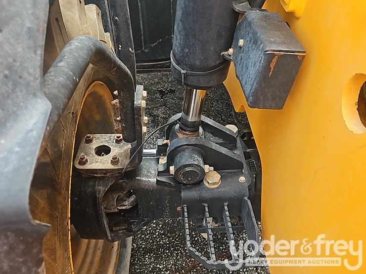 2015-jcb-507-42-image-21
