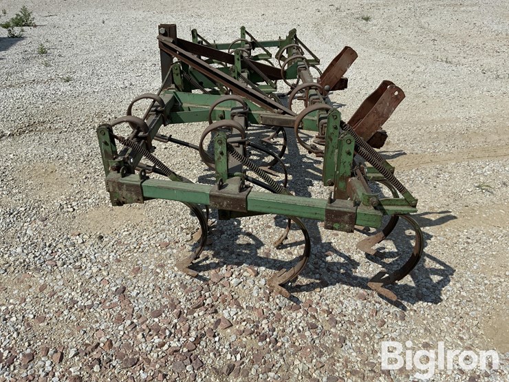 john-deere-14-image-8