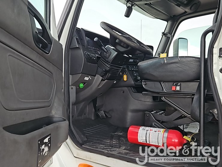 2019-international-lt-image-27
