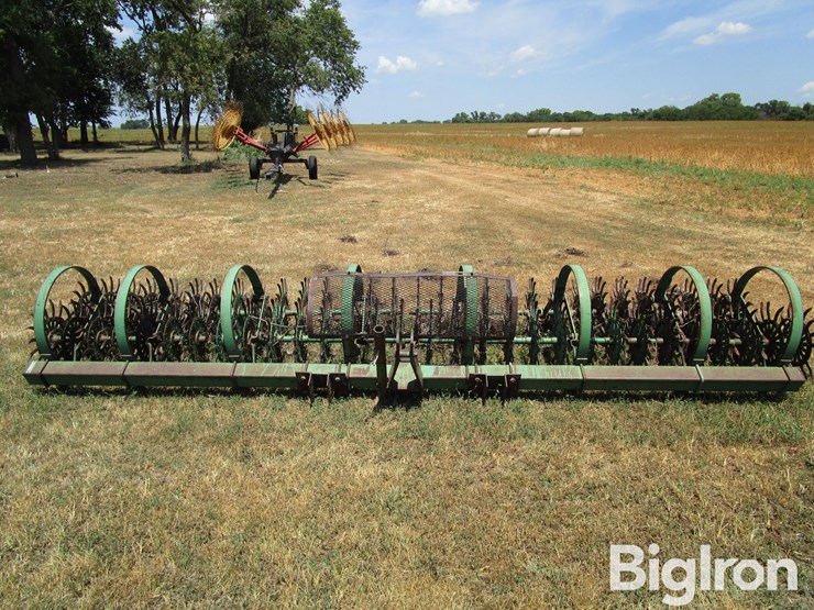 john-deere-2-image-2