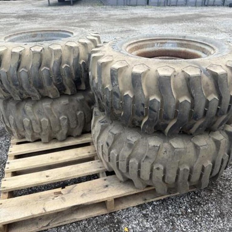 (4) 8 Lug Truck Tires