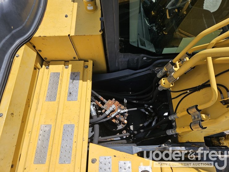 2018-kobelco-sk210-lc-10-image-30