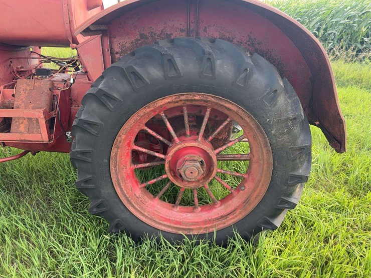 mccormick-deering-w-40-image-46