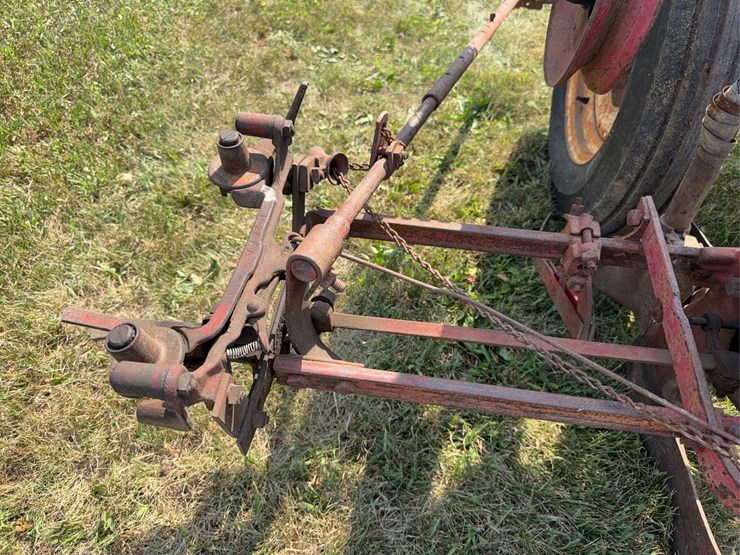 mccormick-deering-two-row-planter-image-14