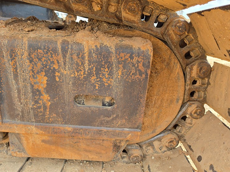 2018-deere-470g-lc-image-77