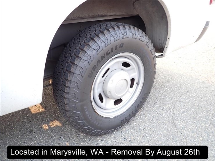 2015-ford-f250-xl-image-28