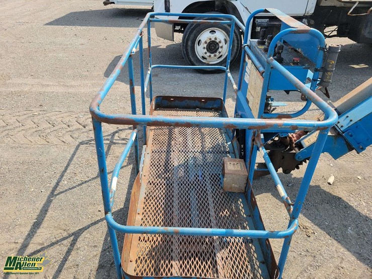 2013-genie-z135/70-image-41