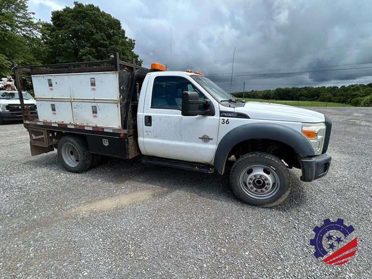 2015-ford-f550-image-5