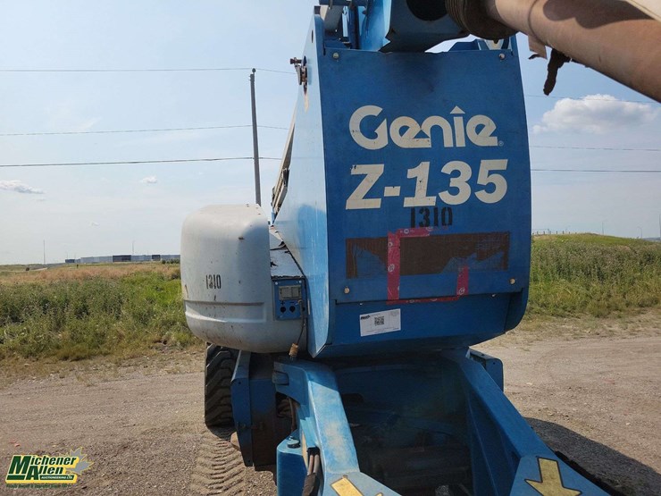 2013-genie-z135/70-image-6