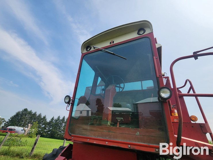 1983-case-ih-1460-image-13