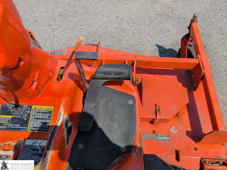 2008-kubota-f3680-image-20