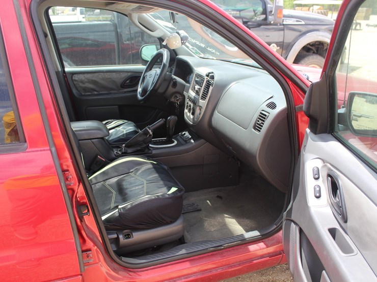 2007-ford-escape-image-14