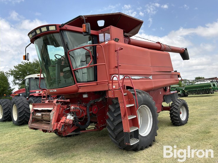 2006-case-ih-2388-image-1