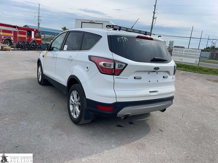 2017-ford-escape-image-7