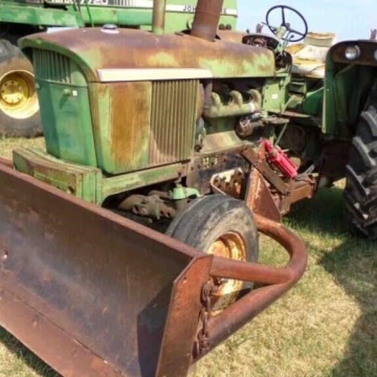 JOHN DEERE 4020