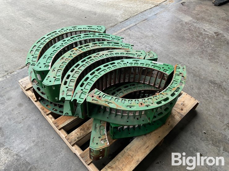 john-deere-x-9-small-wire-concaves-image-4