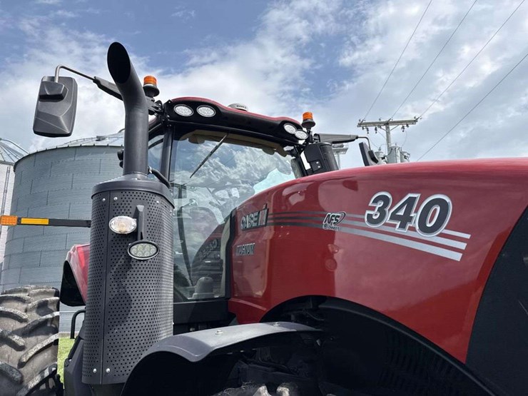 2021-case-ih-340-image-28