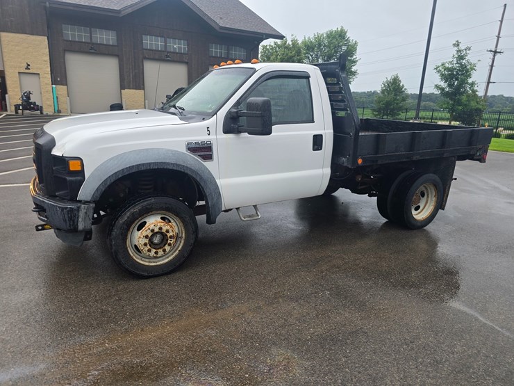 2008-ford-f550-image-4