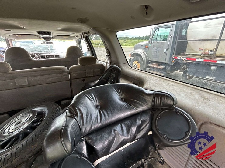 2000-ford-excursion-image-55