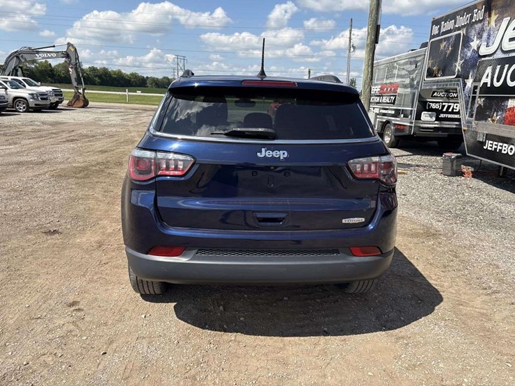 2018-jeep-compass-image-3