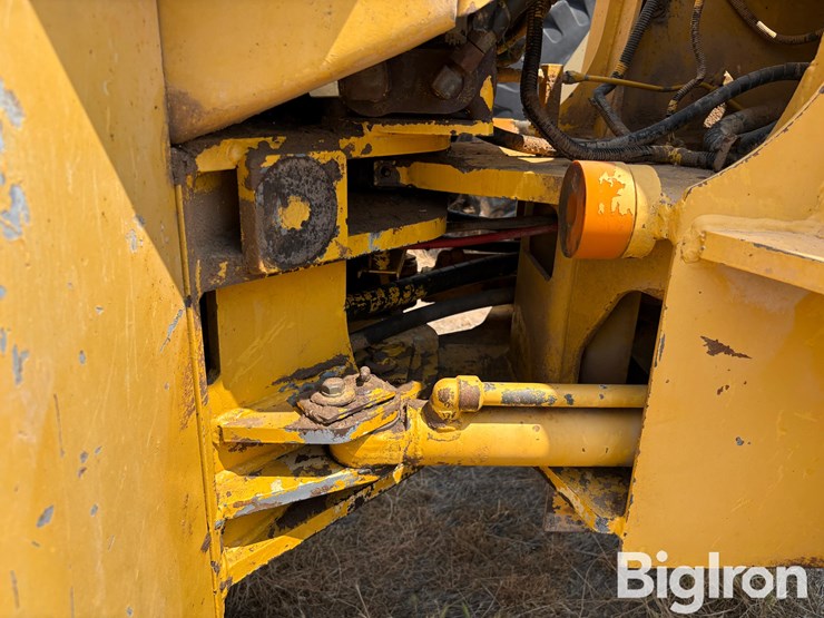 1997-deere-244h-image-18