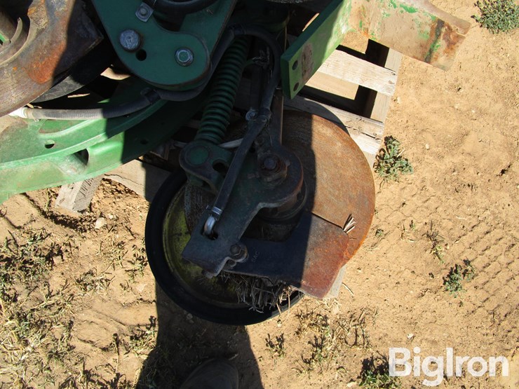 john-deere-14-image-14