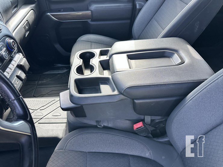2021-chevrolet-silverado-2500hd-lt-image-31