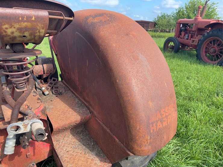 massey-ferguson-44-image-41