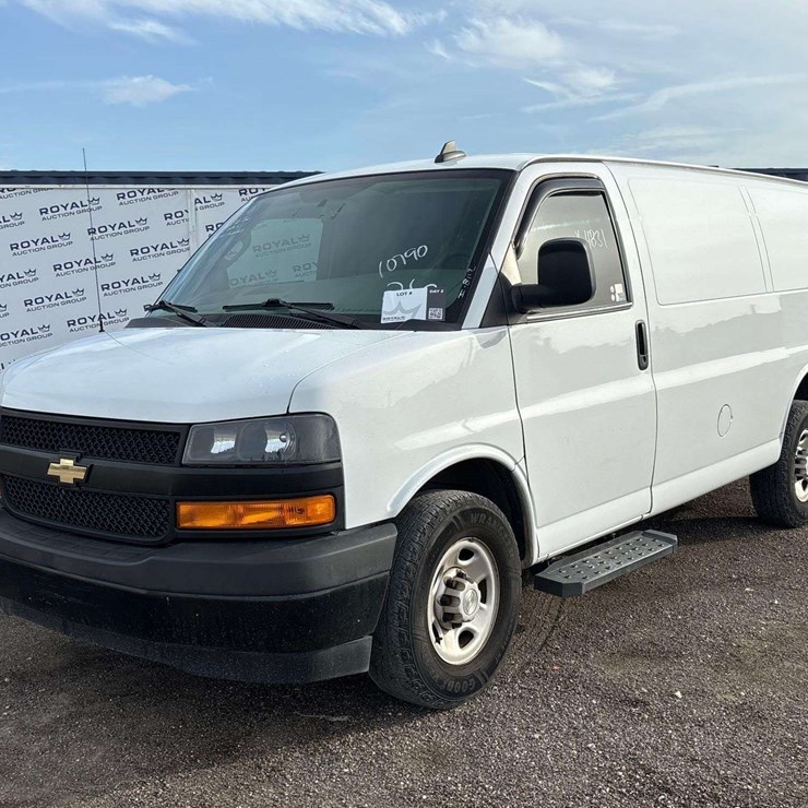 2019 CHEVROLET EXPRESS 2500