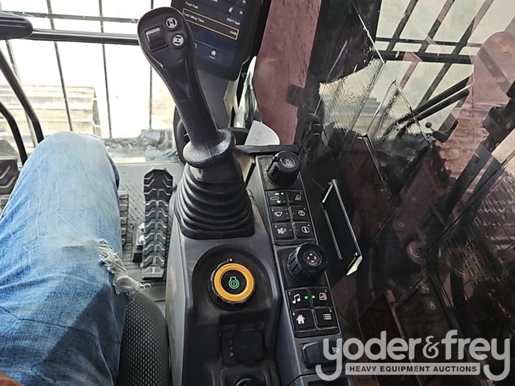 2019-caterpillar-336gc-image-36