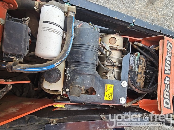 2019-ditch-witch-sk1050-image-16